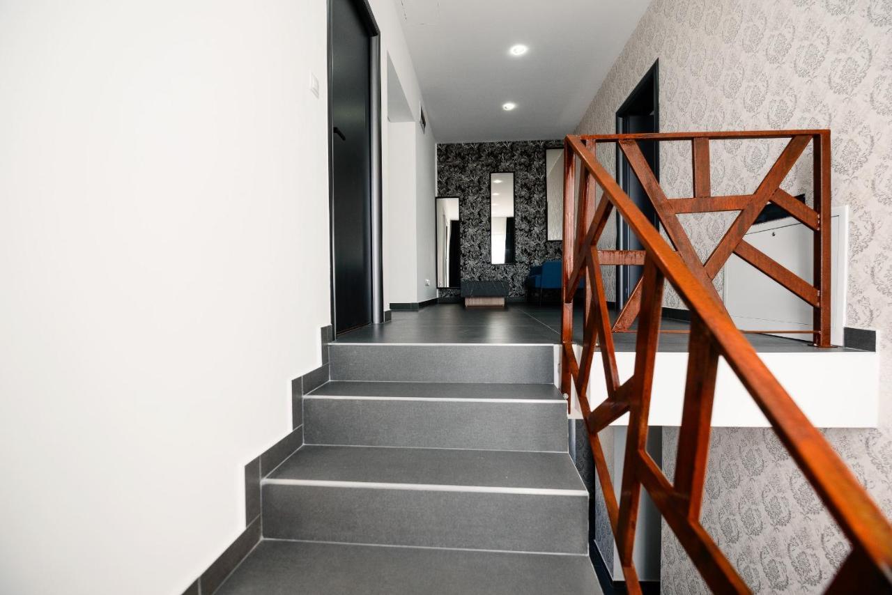 Concept Villa Livezeni  Exterior photo