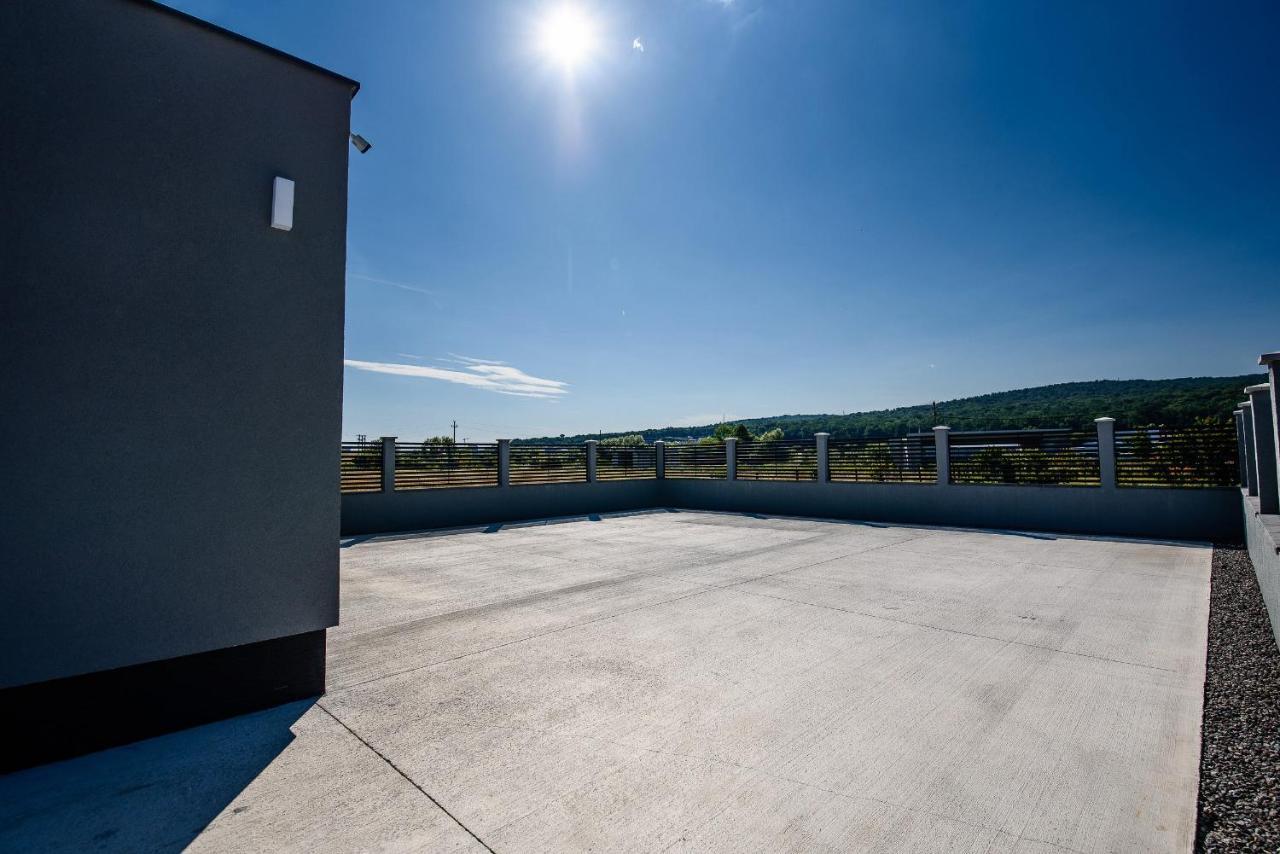 Concept Villa Livezeni  Exterior photo